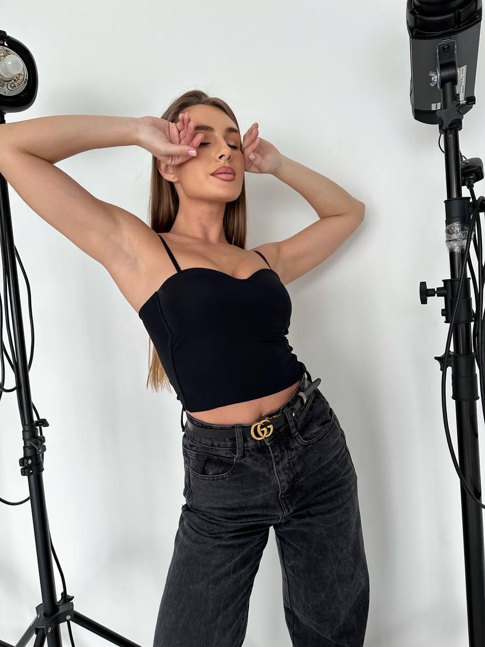 Топ DO2372 (Чорний)