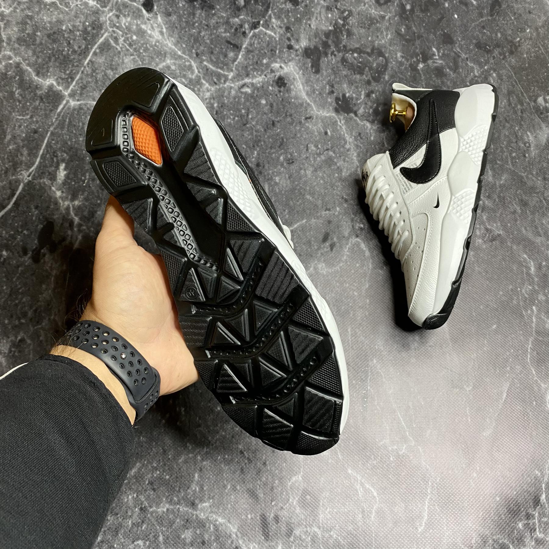 ΠΡΠΏΠΈΡΡ Π±Π΅Π»ΠΎΠ³ΠΎ ΡΠ²Π΅ΡΠ° ΠΌΡΠΆΡΠΊΠΈΠ΅ ΠΊΠ΅Π΄Ρ ΡΠΎΡΠΎ ΠΌΠΎΠ΄Π΅Π»ΠΈ