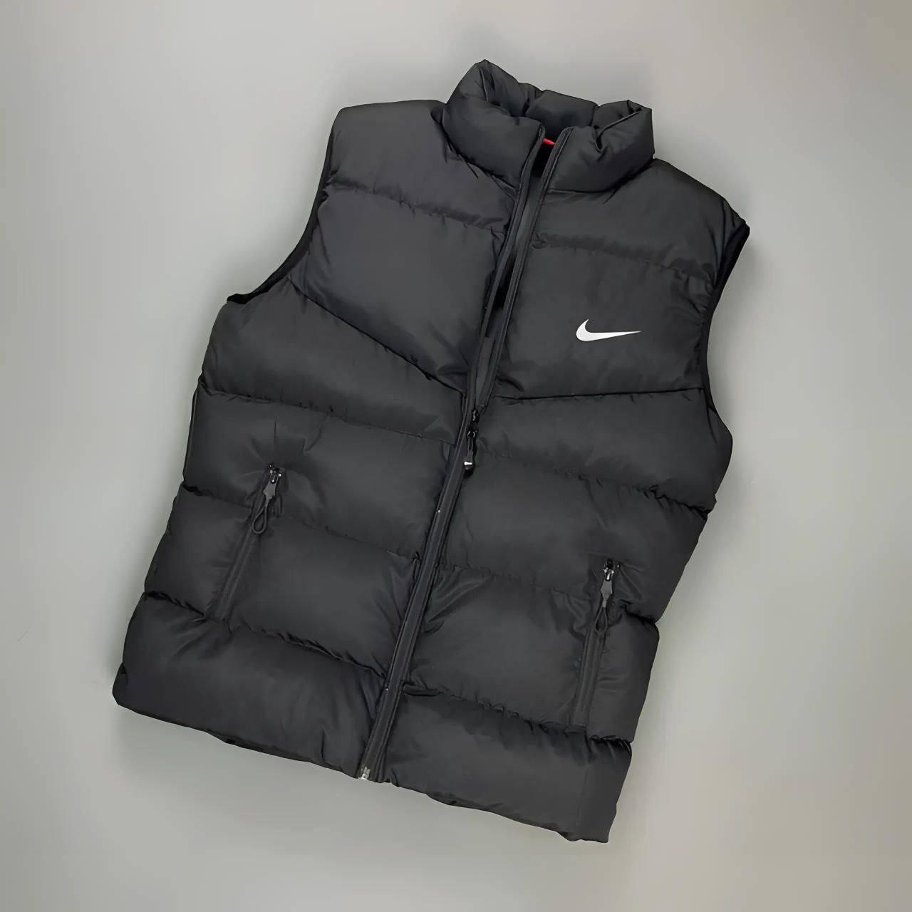 Жилетка Nike мужская плащевка демисезонная практичная на молнии прямого кроя для города безрукавка