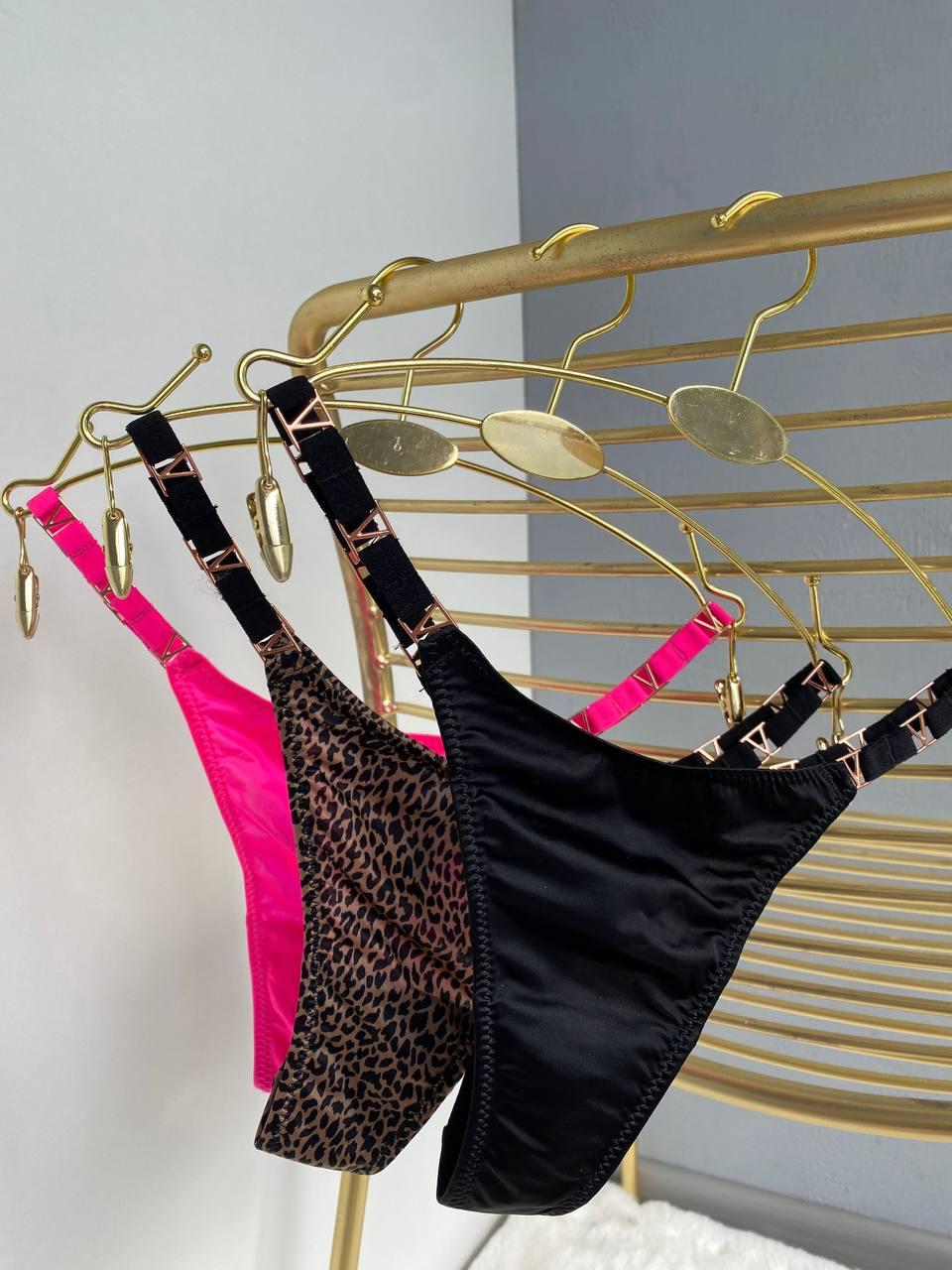 Сет з 3 трусиків DO2497