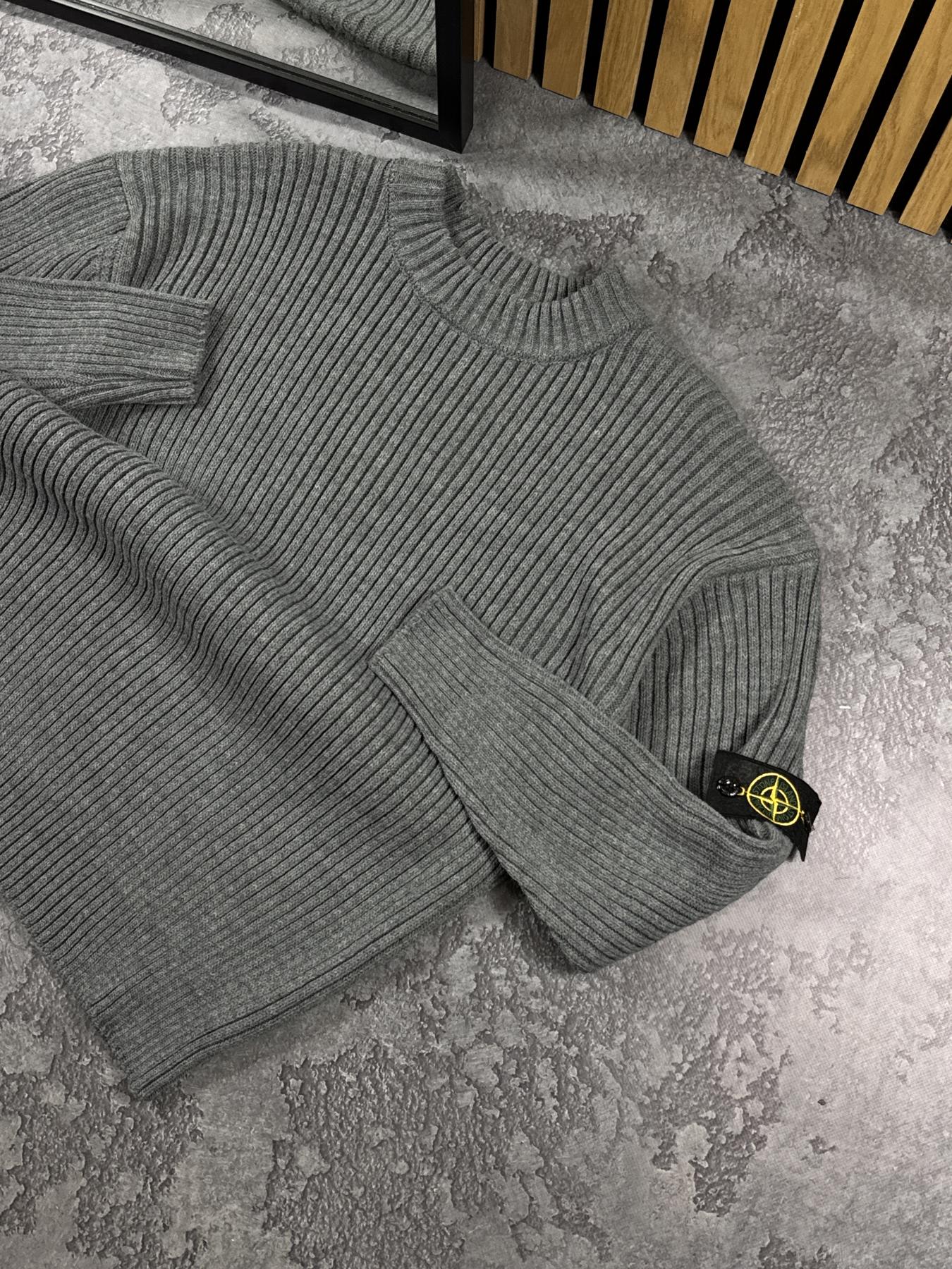 Світшот в'язаний Stone Island чоловічий трикотажний сірий всесезонний практичний та актуальний кофта без капюшона реглан