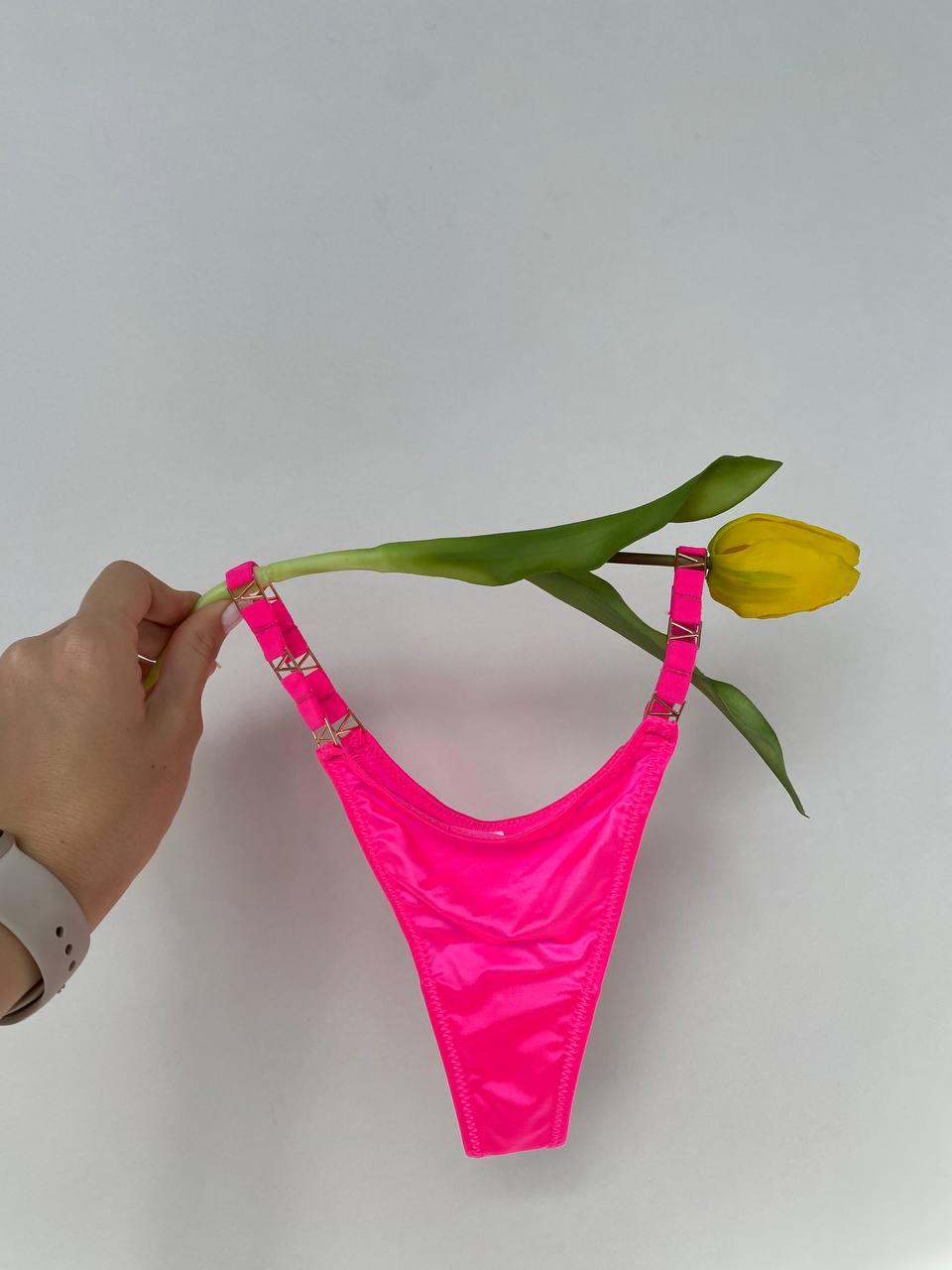 Сет з 3 трусиків DO2497