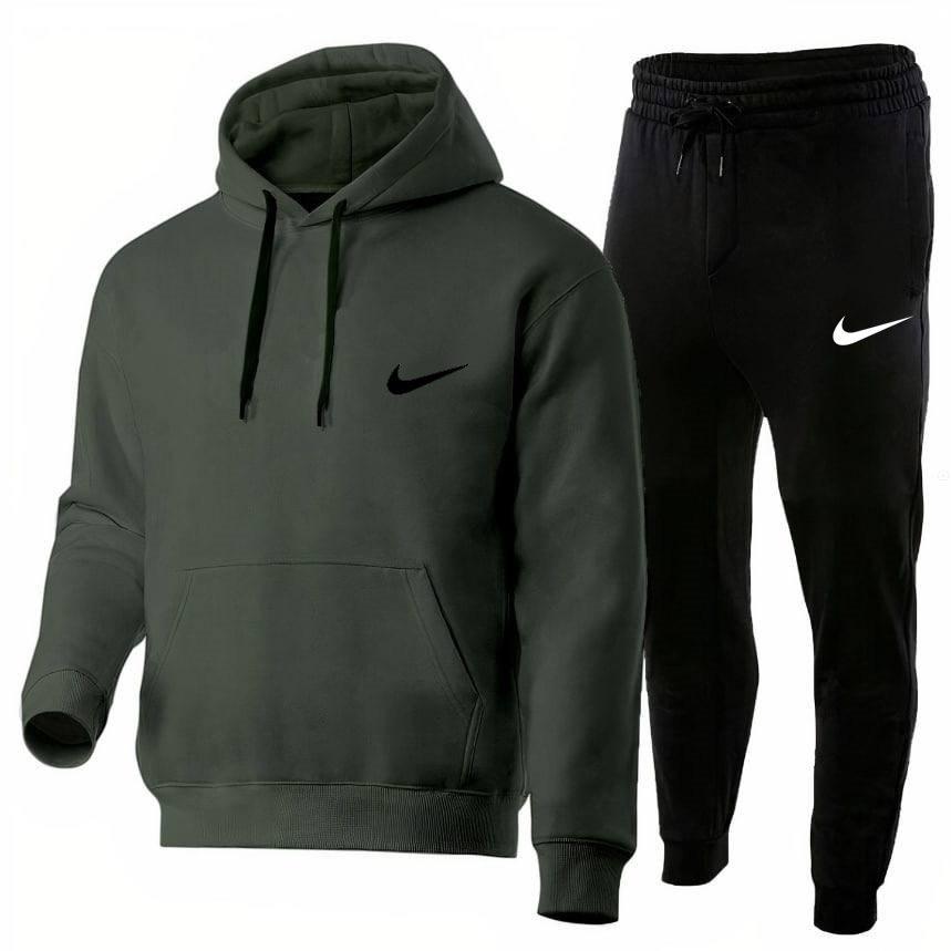 Зимние комплекти Nike для повседневной носки костюм