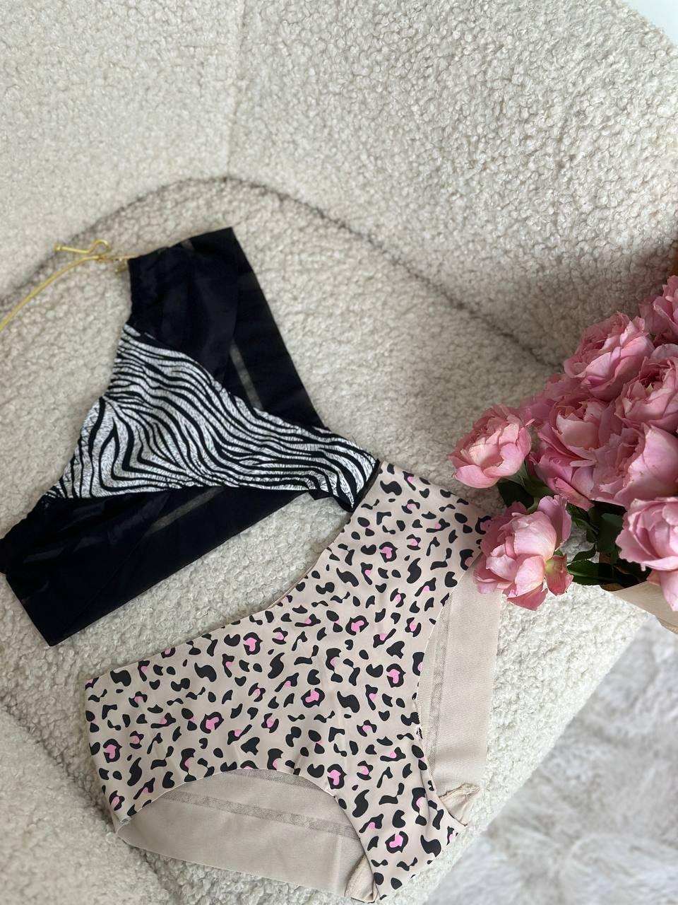 Сет з двох трусиків DO2641