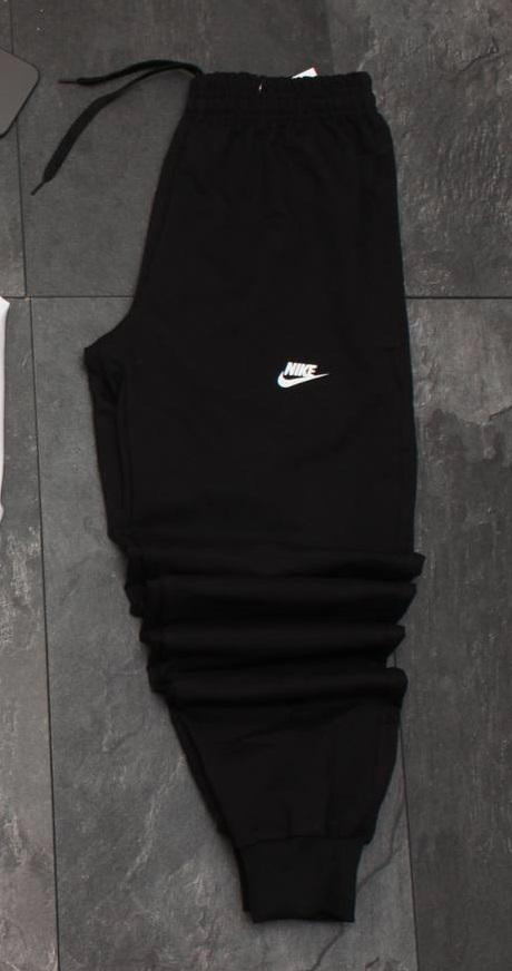 Штаны ( цвет) Nike мужские хлопковые черные демисезонные удобные и универсальные в уличном стиле брюки