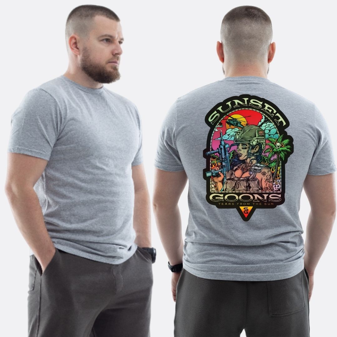 Чоловіча класична футболка з принтом Sunset Goons дівчина палають пальми гелікоптер , Світло сірий