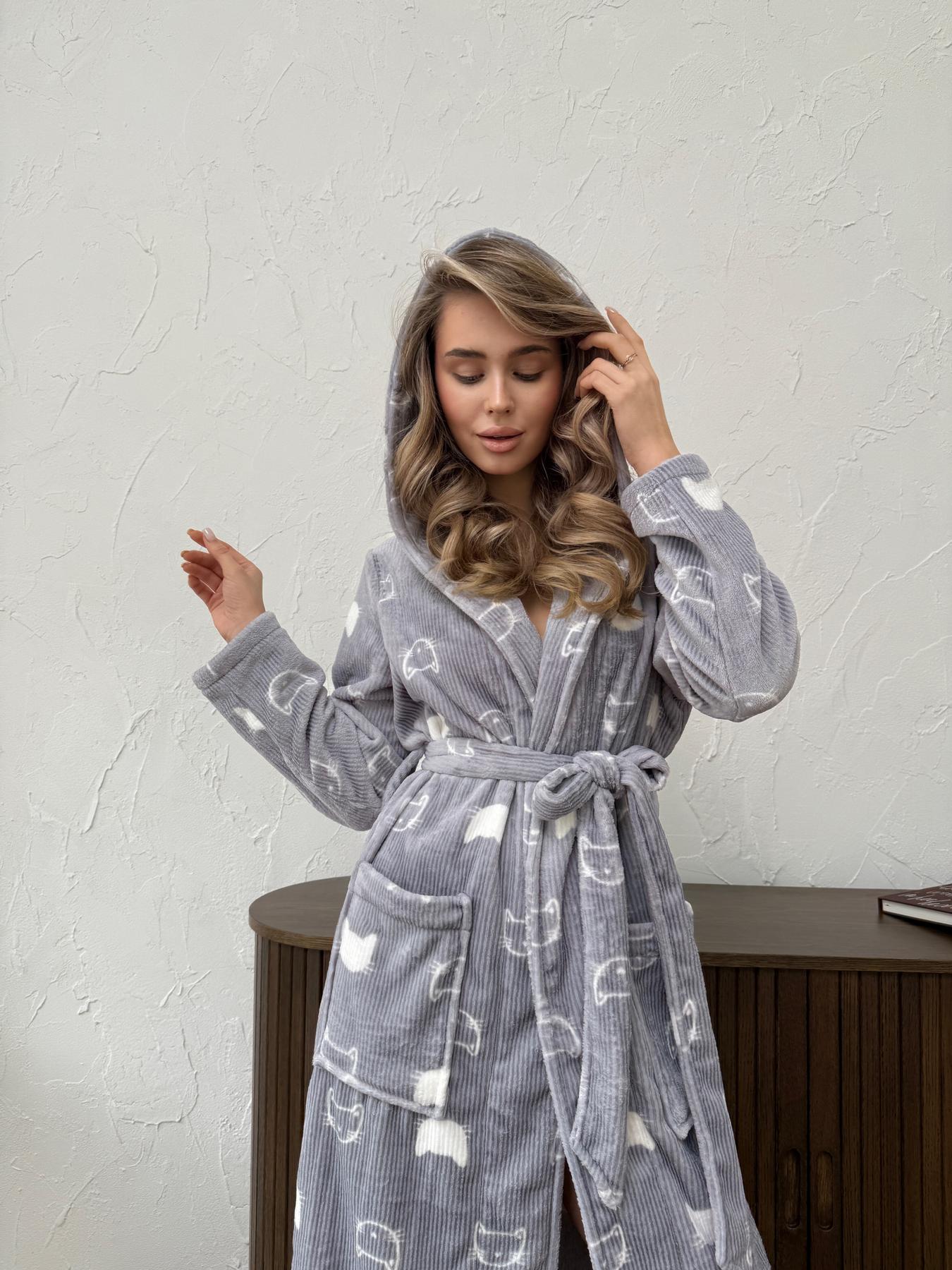Жіночий халат з капюшоном COSY теплий Котики велсофт - фото 4