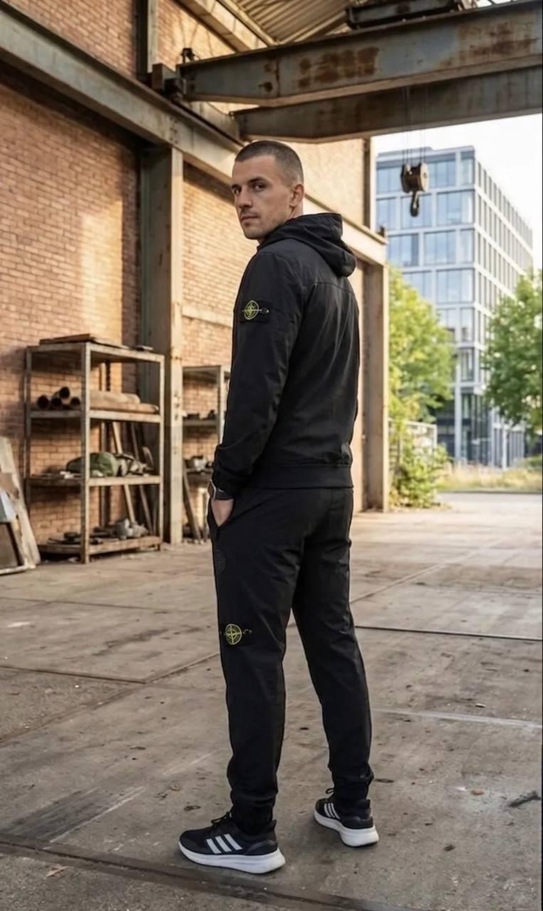 Костюм мужской Stone Island трикотажный черный демисезонный удобный и повседневный на праздник комплект