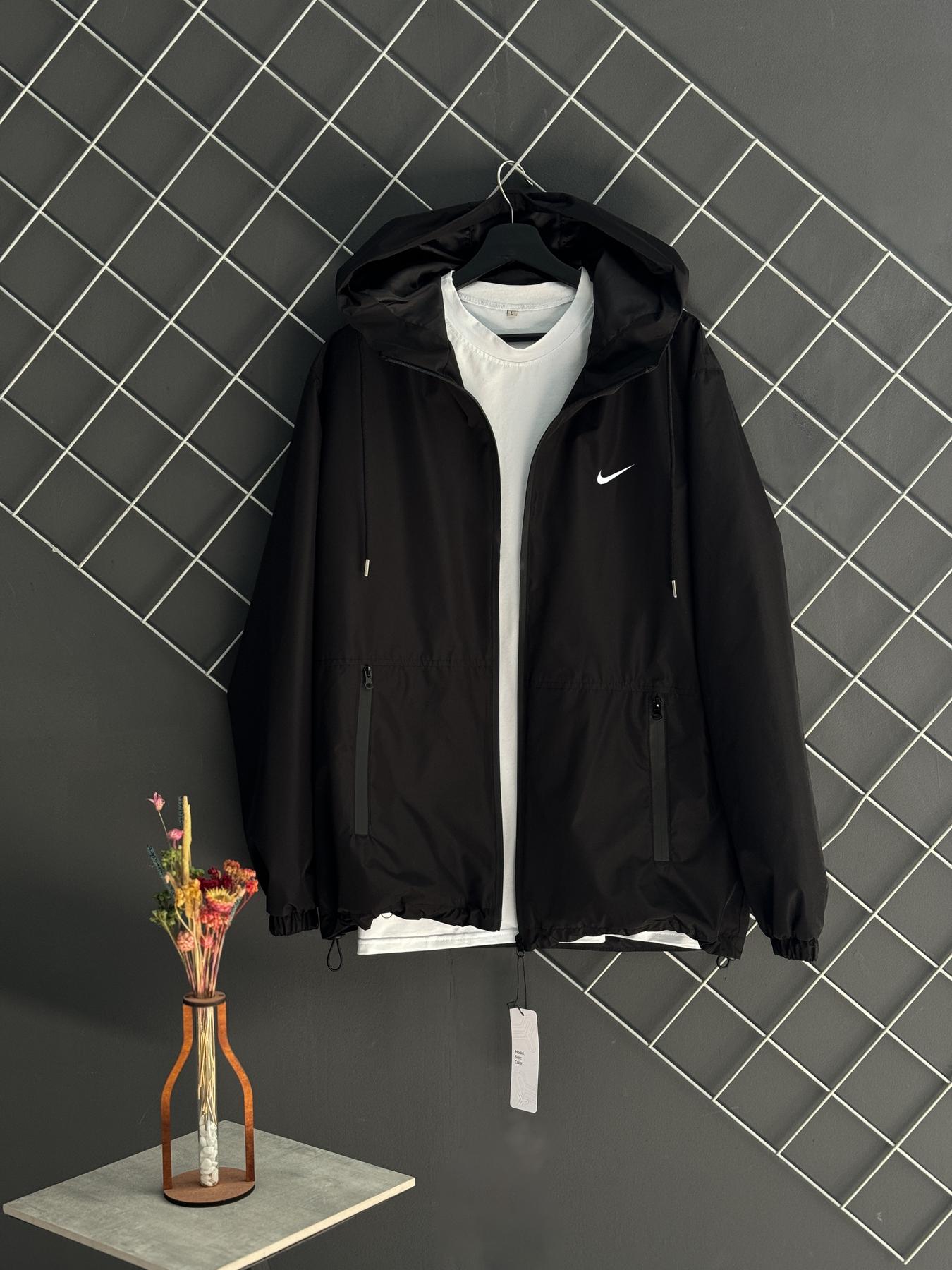 Куртка-ветровка Nike черная плащевка на молнии с капюшоном на подарок верхняя одежда