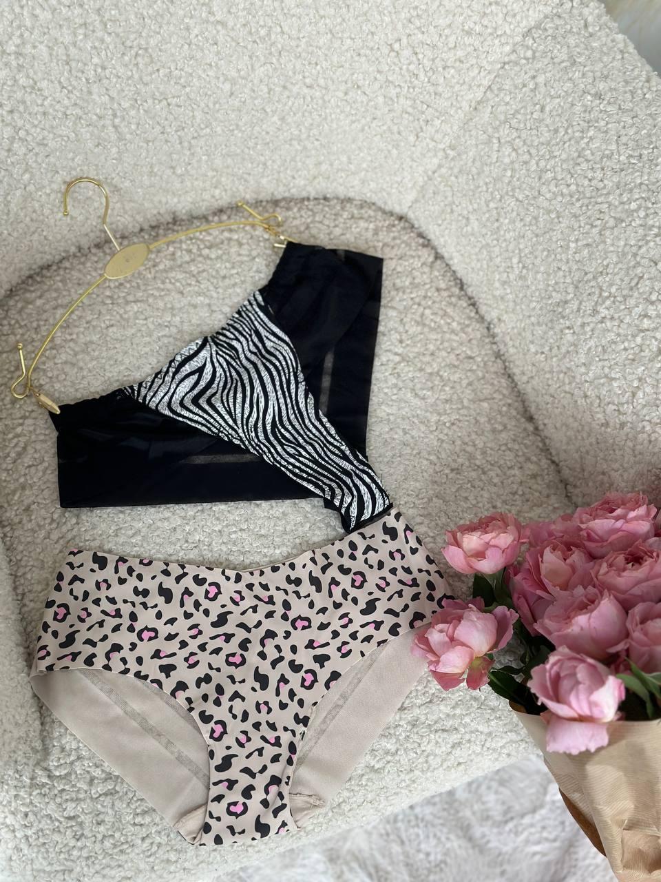 Сет з двох трусиків DO2641