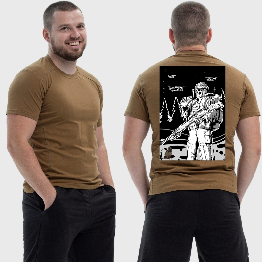 Чоловіча тактична футболка з принтом Скелет та собака дрони, Койот