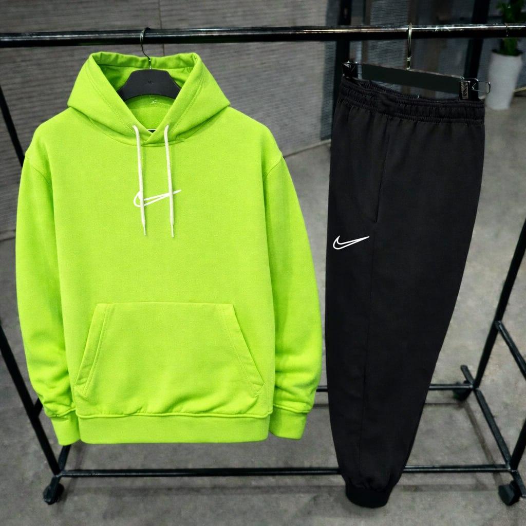 Весняний комплект Nike трикотажний повсякденний та молодіжний у стилі casual костюм