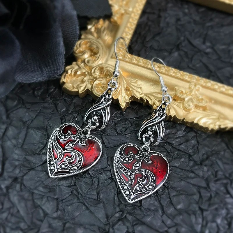 Сережки Dark Gothic Lolita | Вінтажні готичні сережки з кажанами — Серця