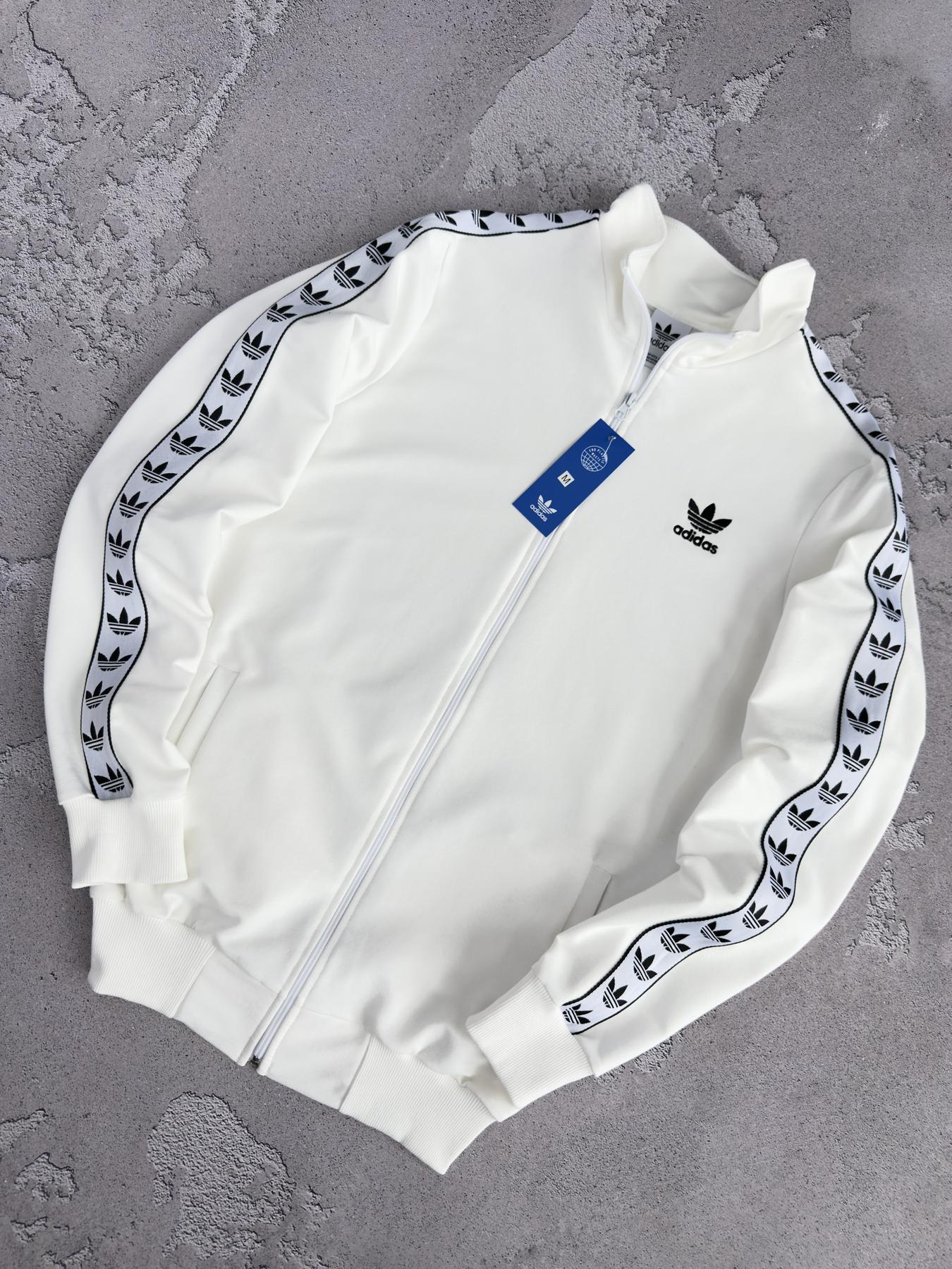 Кофта Adidas лампас молочна трикотажная демисезонная удобная и молодежная для города реглан джемпер