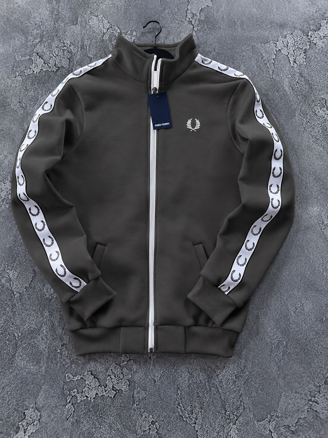 Зима кофта Fred Perry Графитовая унисекс хлопковая базовая на молнии с вышивкой для города реглан Фред Перри