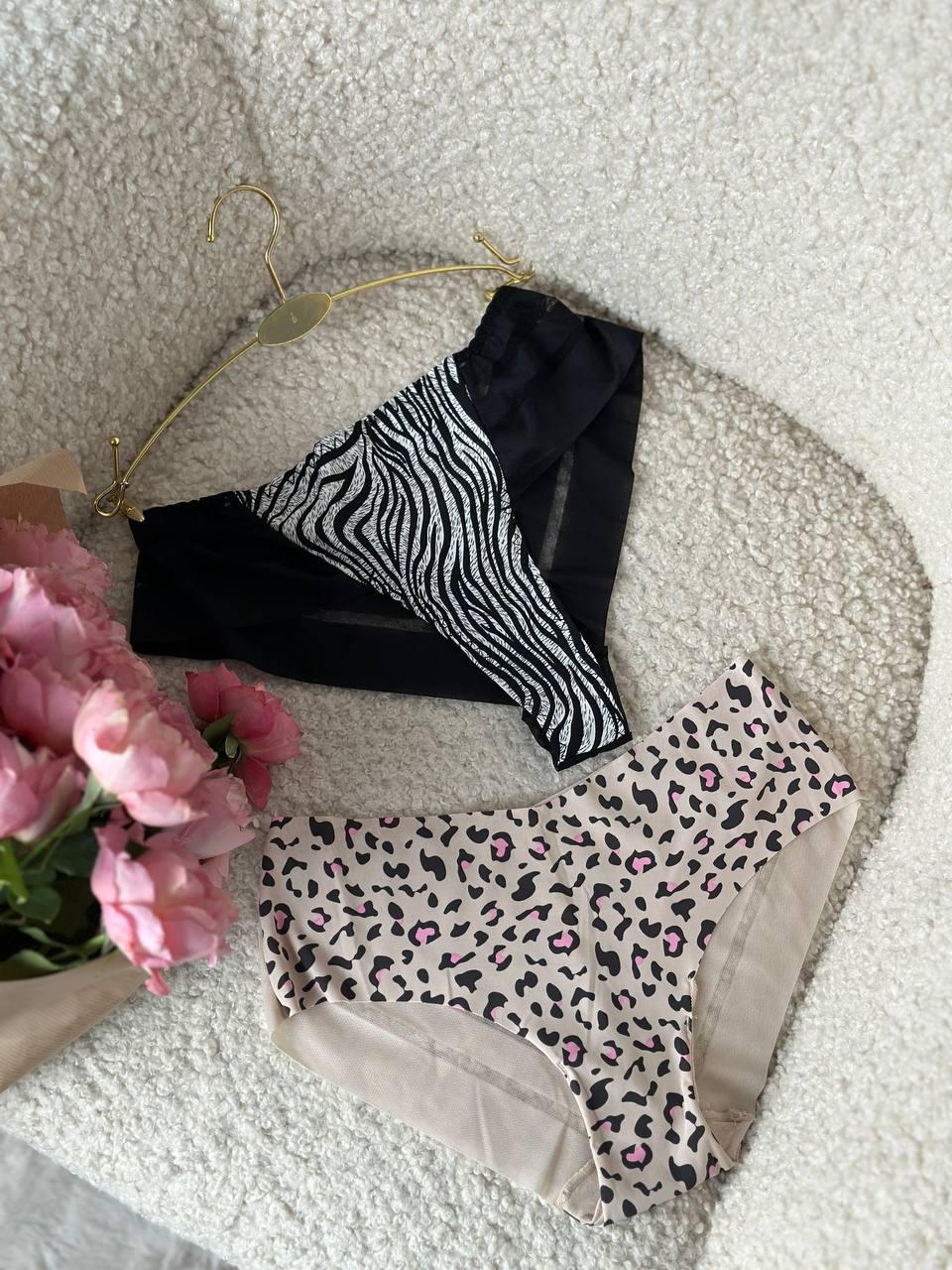 Сет з двох трусиків DO2641