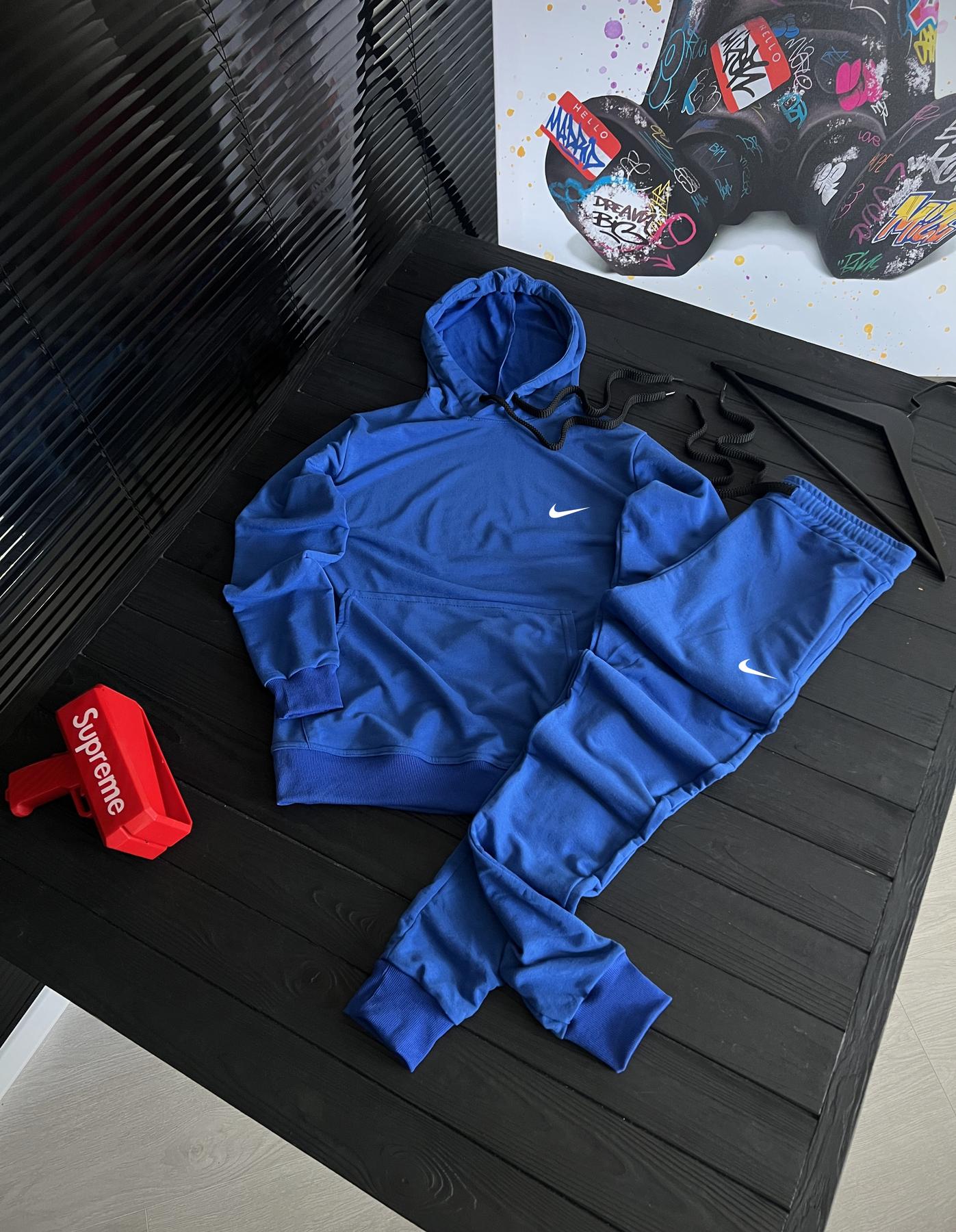 Комплект худи Nike трикотажный демисезонный трендовый и молодежный на прогулку костюм